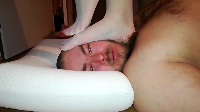 Face,Fingers,Cock trampling in white nylons