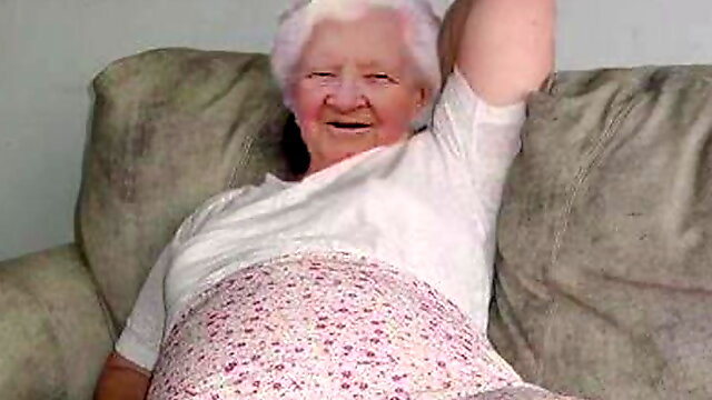 ILoveGrannY Collected Best Amateur Grannies 