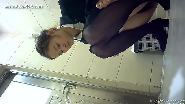 Chinese Toilet Voyeur, Chinese Public, Asian Pissing