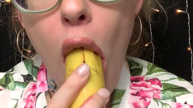 Asmr Banana