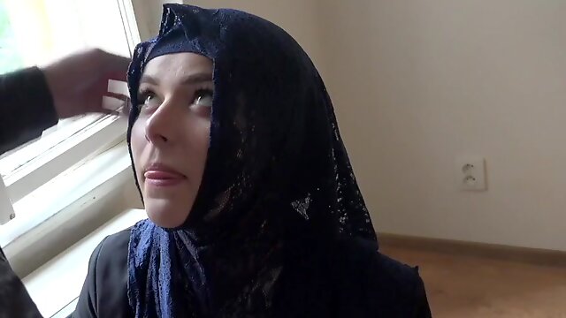 Busty Muslim Lady Wants To Buy Apartments In Prague - nikky dream