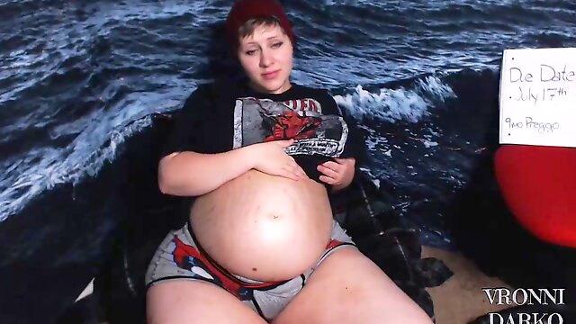 Stunning pregnant bares her huge belly and boobs