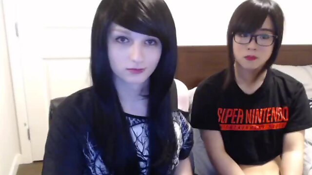 Tgirl Webcam Couple