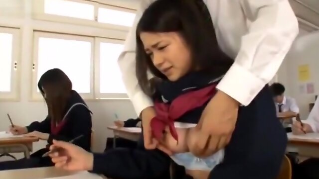 Kana Tsuruta force sex in class