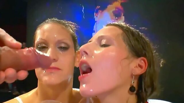 VIKTORIA & CONY German Piss Sluts