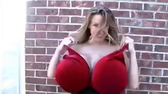 Chelsea Charms 2002 Patio