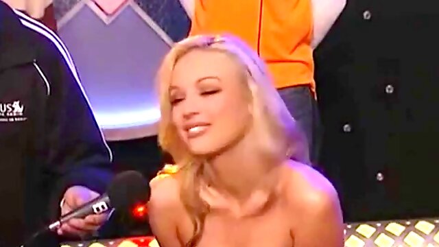 Howard Stern (2020) Game Show Kayden Kross