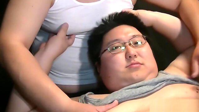 Asian Chubby Gay