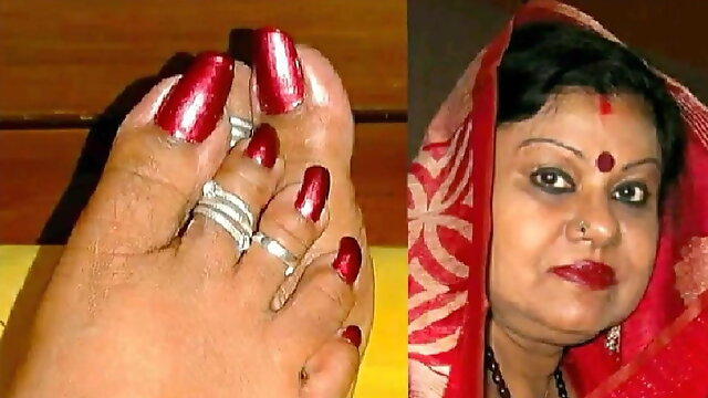 Spicey INDIAN AUNTY Wants It On Her Feet And Face