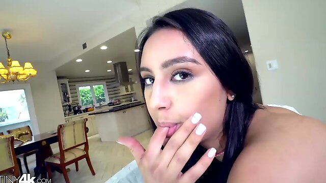 Nerdy stud licks Eliza Ibarras trimmed brunette pussy