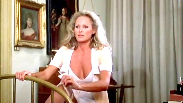 Ursula Andress naked vignettes from Linfermiera