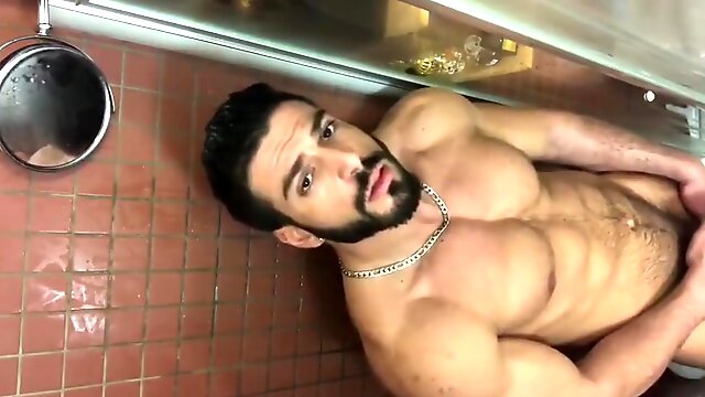 Gay Solo Shower