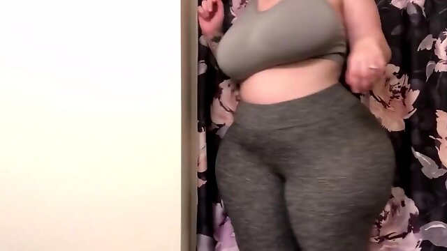 Amateur fat obese shows her body