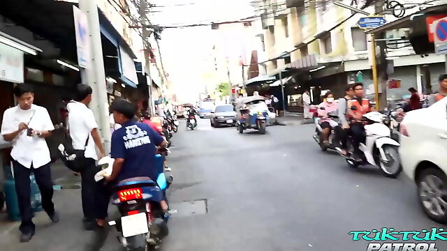 Tuktukpatrol, Tuktuk Patrol, Thai Pick Up, Thai Facial, Asian Patrol, Thai Outdoor