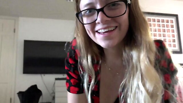 Cute babe in glasses Riley Star POV video