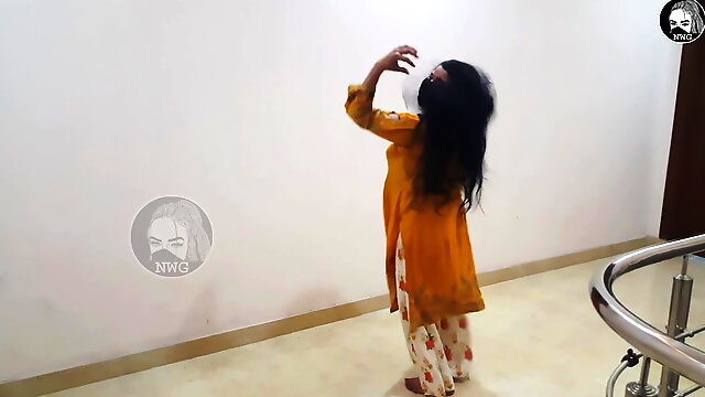 Dance Arab, Pakistani Mujra