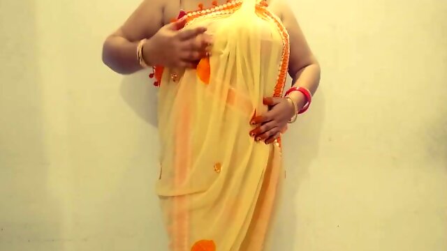 Indian Aunty Solo
