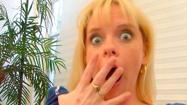 Blonde angel Mrs. Johnson is sucking a pretty big dick on the knees