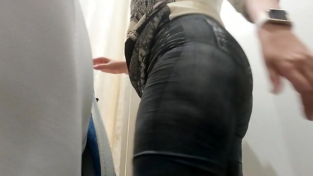 My big ass trying on some leggings in the shop - love it all