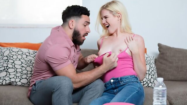 Bitchy blondes Nikki Sweets and Casca Akashova are getting pleasure