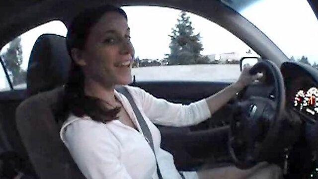 Haley Masturbating While Driving