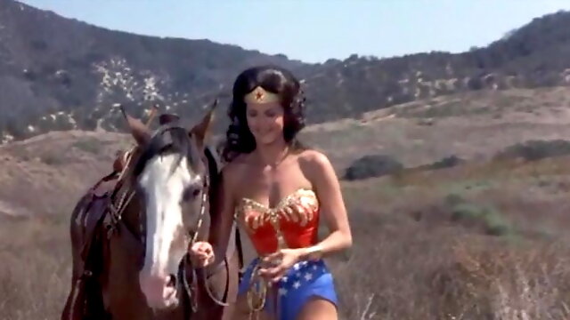 Linda Carter – Wonder Woman - Best Parts 16