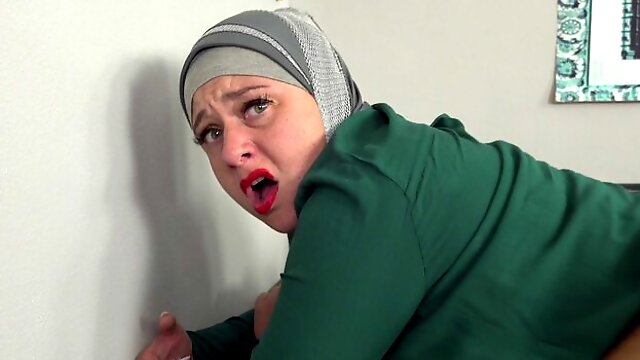 Astonishing Muslim hottie Monika S screwed for money on the sofa