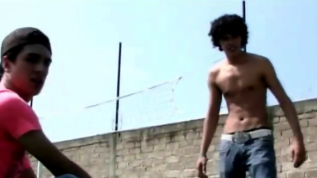 Bareback mexican youngsters - Scene 4