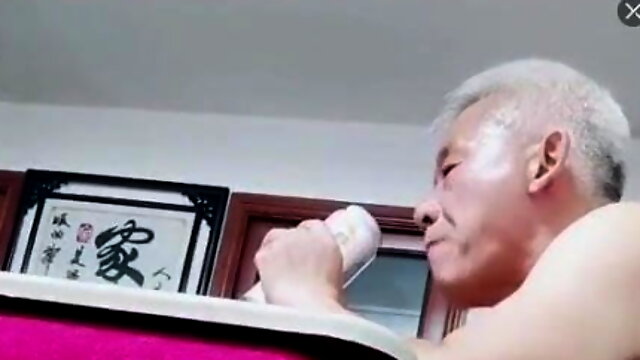 Homemade Asian CD With Her Grandpa Lover