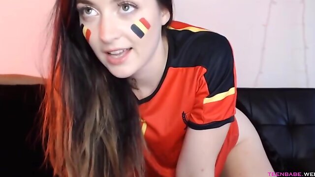 Girlfriend Deepthroating During Belgium Vs England Match