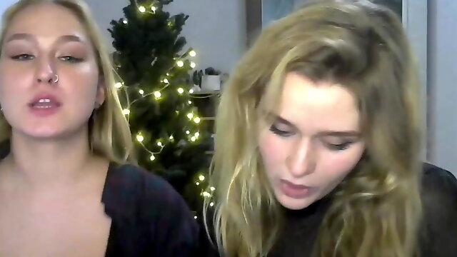Webcam Russian, Russian Kissing, Webcam Two Girls