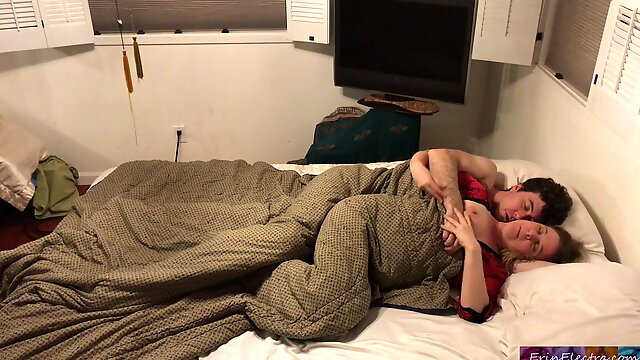Stepmom shares bed with stepson