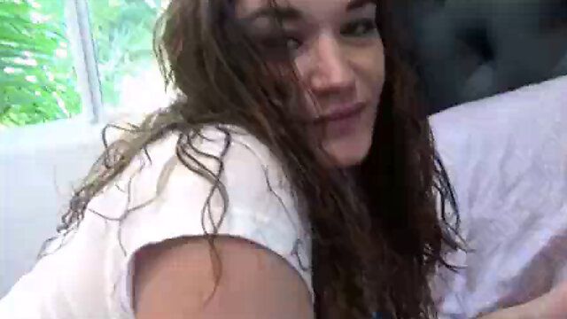 First-timer, creampie