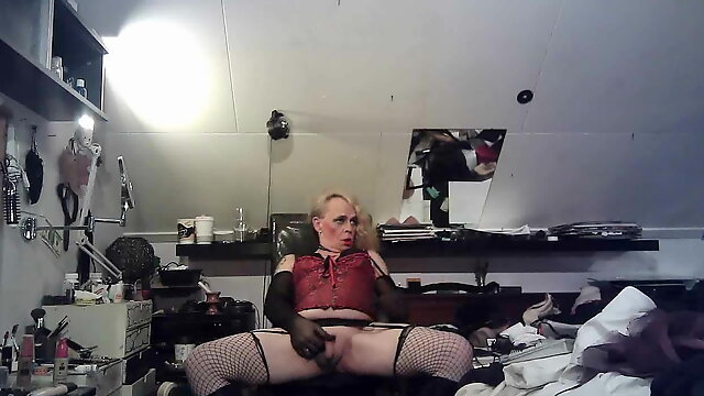 Mature Ladyboy Stockings Solo, Norwegian