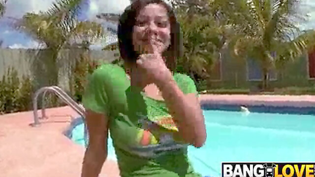 Vanessa-leon, doggy-style, dark haired