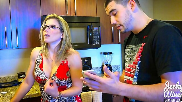 Cory Chase mom gives way to sextortion