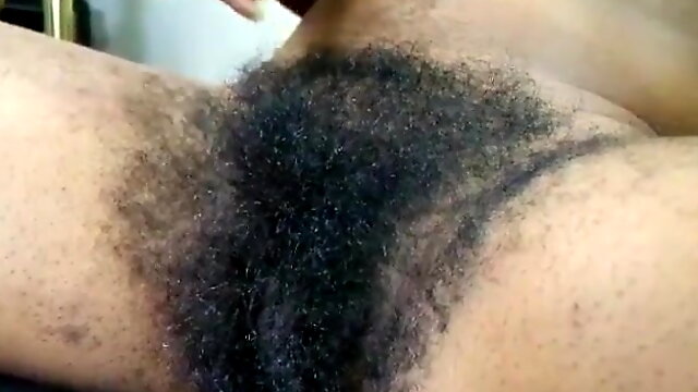 Super Hairy Pussy, Big Clit