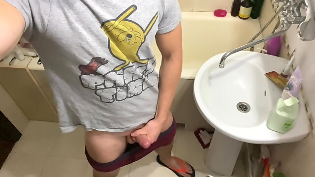 Gay Toilet Jerk