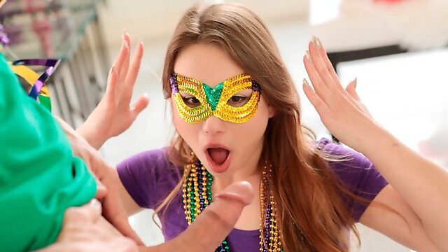 Sierra Nicole happily takes it on all fours to celebrate Mardi Gras