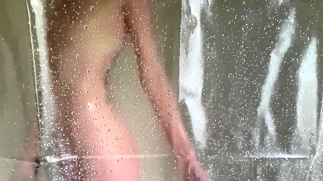 Autumn Takes A Sexy Shower For You