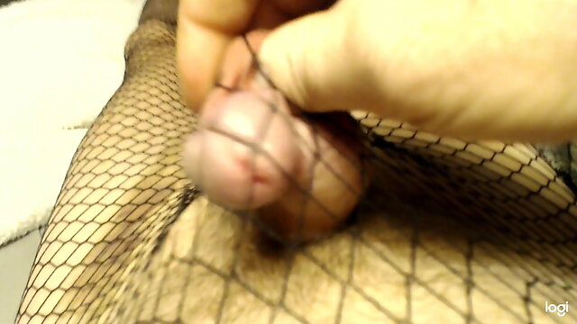 Fishnets with slow and smooth stroke