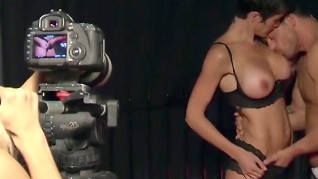 Shorty haired huge-titted fledgling stunner first-ever pro hook-up gig (Holly Randall)