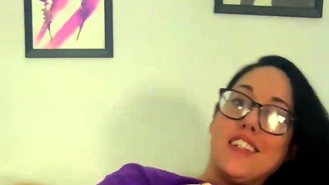 Slutty gf heads out and gets humped