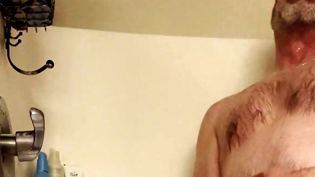 KingKunga, a Dildo and a shower 