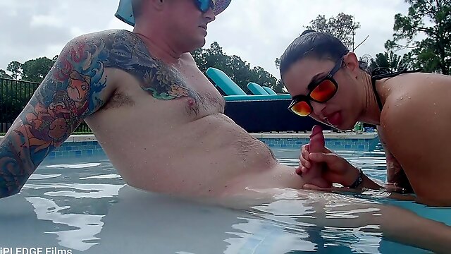 Underwater Camera Fun! Outside Pool Suck And Fuck With Hot Milf