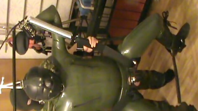 Green and green - swinged rubberslave