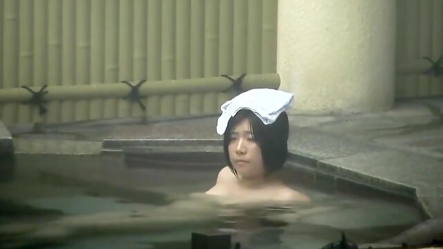 Japanese Spa Uncensored