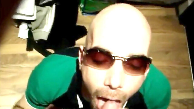 Irish cock sucker, cum onface, gay cum onface