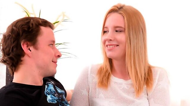 Private debutant Kiara Night fucks on sofá and gets a facial cumshot