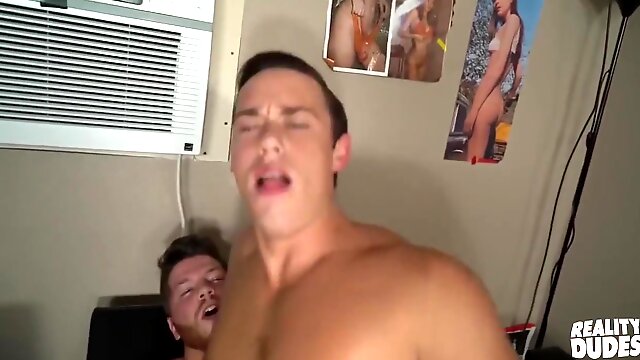 Schwul Dominant Dreier